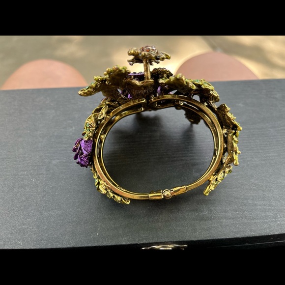 Flower and Beetle Bracelet - Picture 4 of 4
